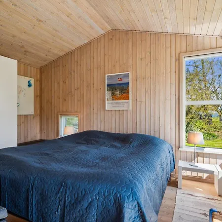 Well-maintained With Sea View Close To