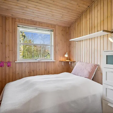 Well-maintained With Sea View Close To